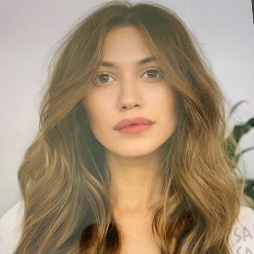 Meet your Posher, Riya